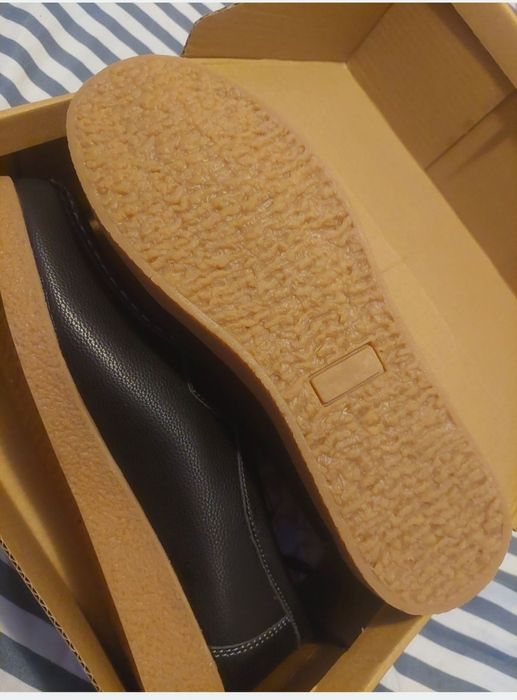 Oferta Pantofi de damă piele noi noi nr 39 la cutie foarte ușori