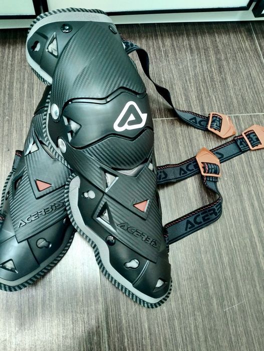 Echipament moto -gata de drum