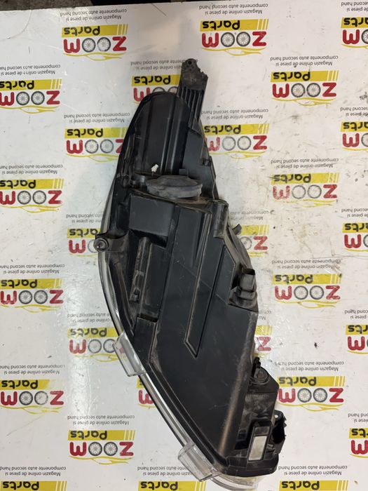 Far stanga cu LED si lupa Ford Fiesta 2017-2022