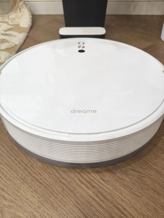 Робот пылесос от dreame