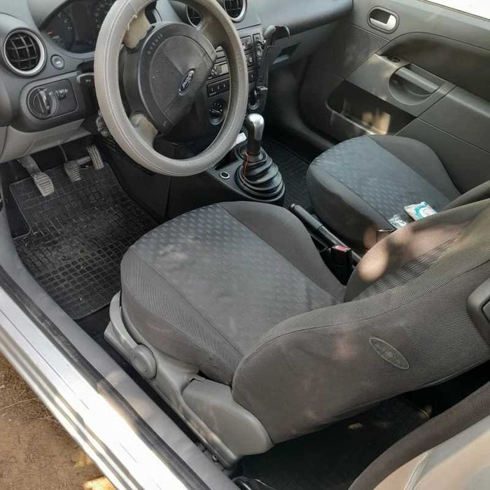 Ford Fiesta газ/ бензин