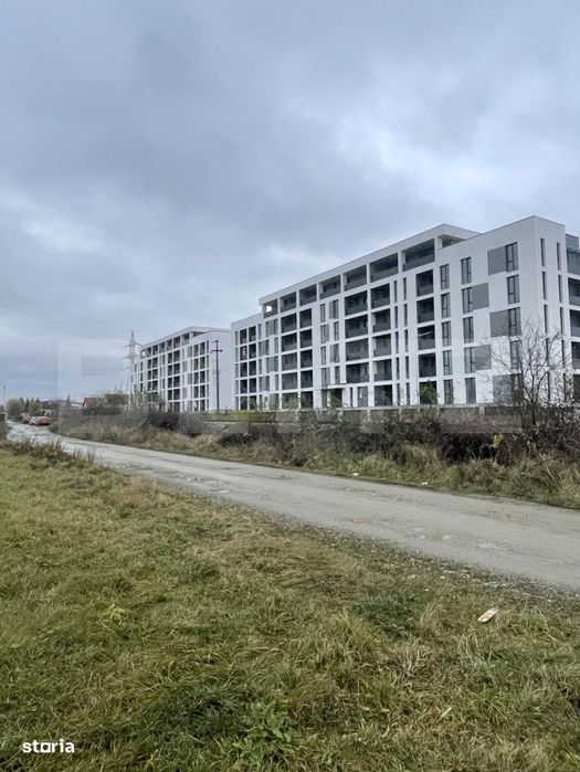 Teren de  2.760 mp, in zona excelenta, cu utilitati si potential ridic