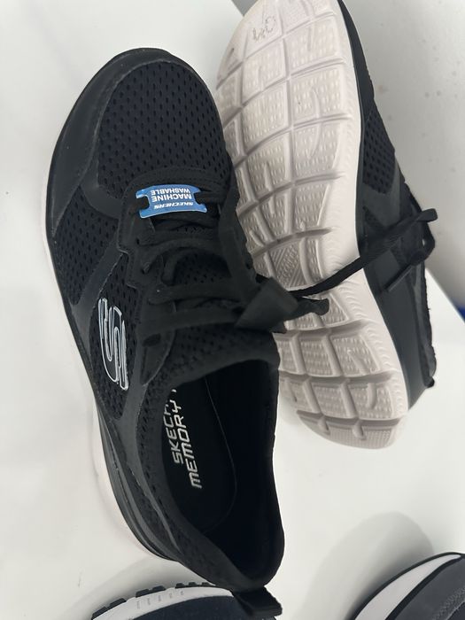 Нови  маратонки на SKECHERS 36 номер и 37 номер