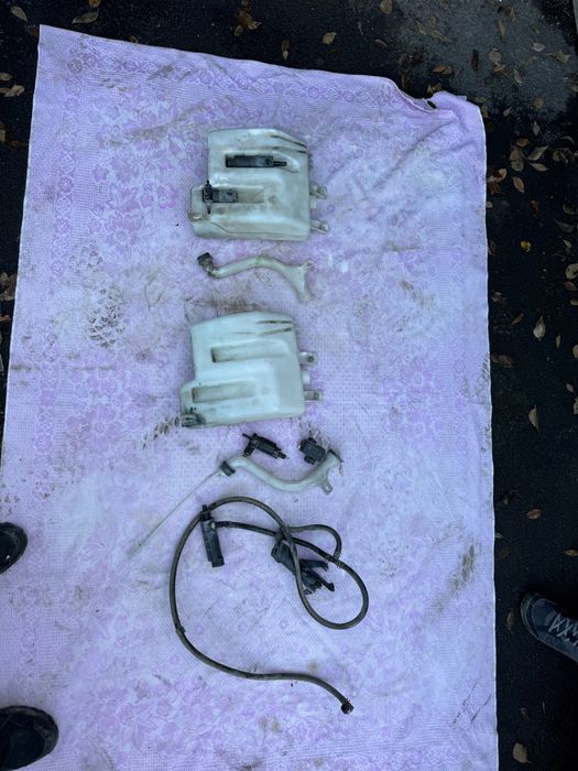 Бачок омывателя Nissan note 2012