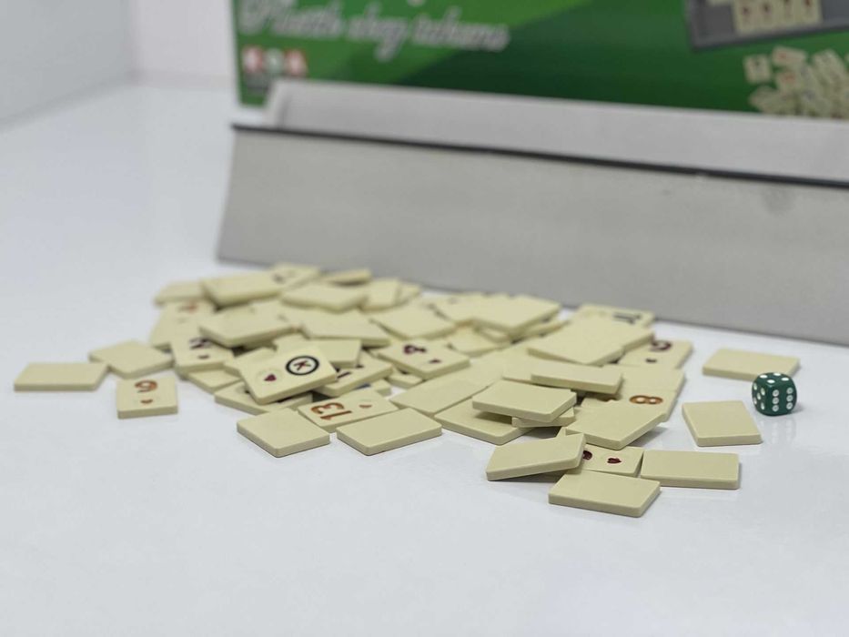 Пластмасов комплект за игра Руми / Okey, Rummy