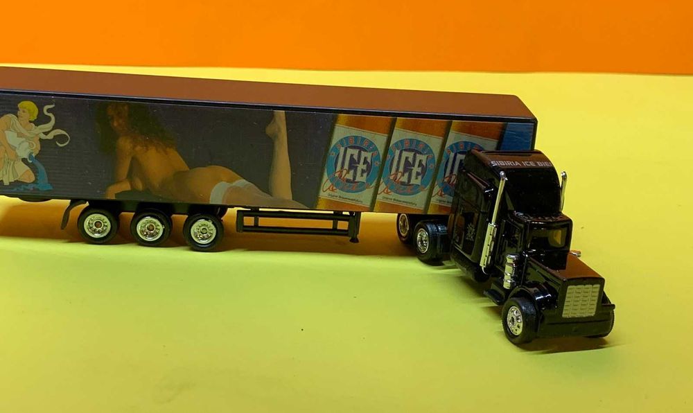 Колекционерски Декоративни Камиони Тирове Различни Марки