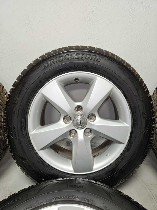 Продавам гуми с джанти.