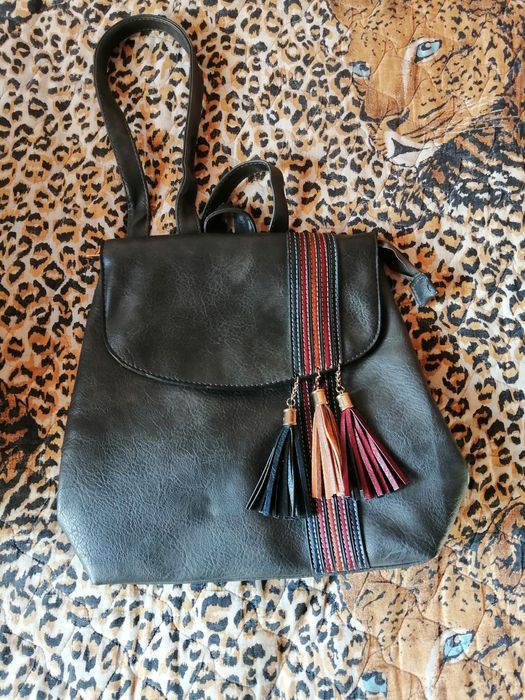 Кожена раница без етикет