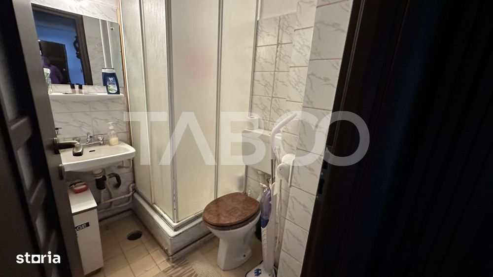 Apartament cu pivnita 4 camere etaj intermediar zona Strand Sibiu
