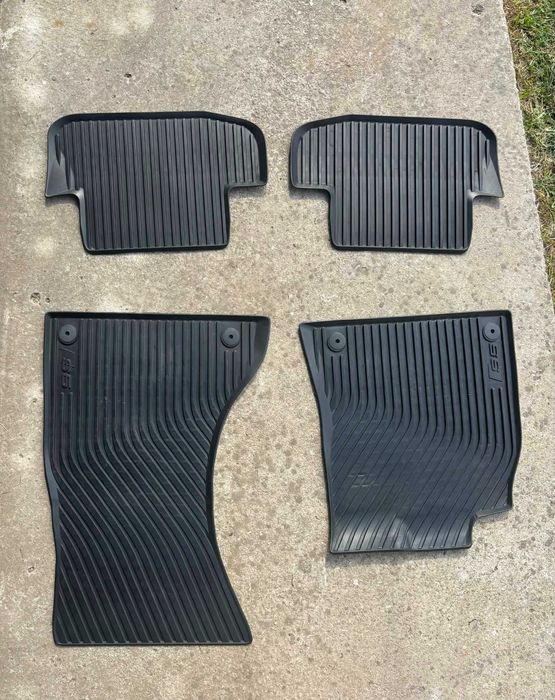 Vând set covorașe cauciuc originalele audi S5 coupe