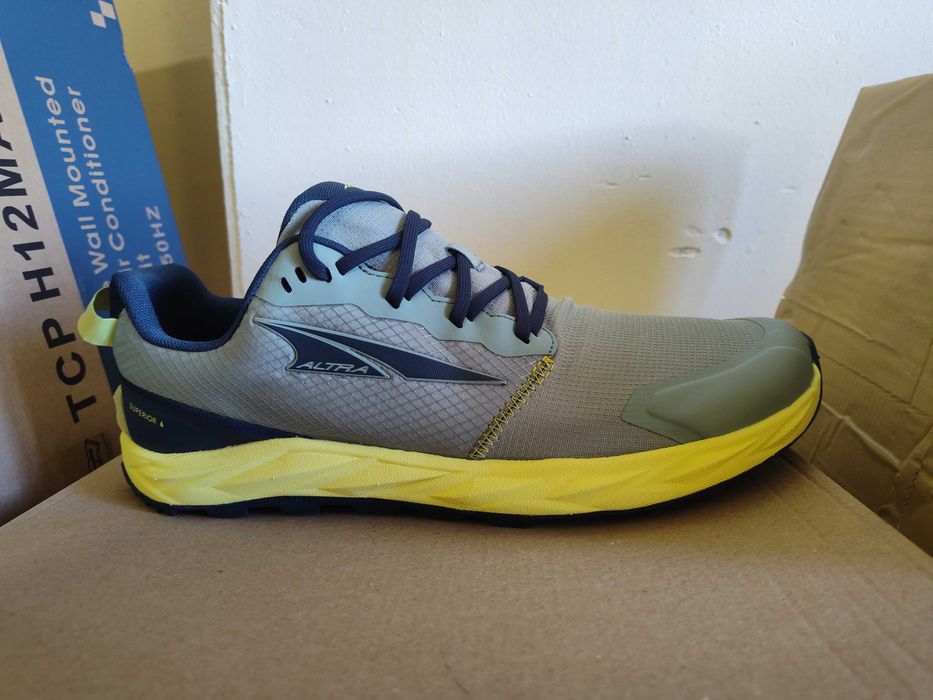Altra Superior 6