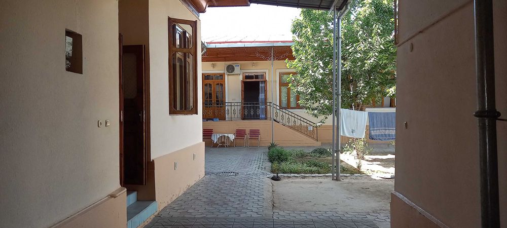 Ko'kcha Oqlon mahallasida 4.5 sotikli hovli sotiladi