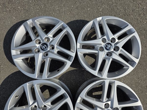 17цола Toyota 5x114,3 Тойота 4бр Оригинални