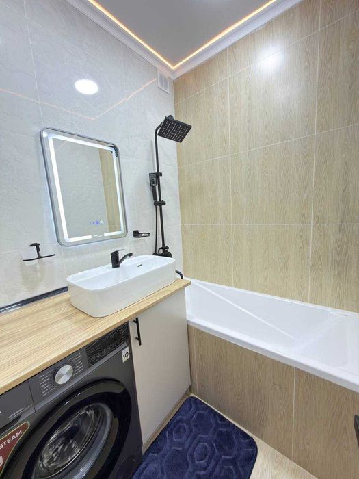 2 комнатная переделанная в 3 24квартал