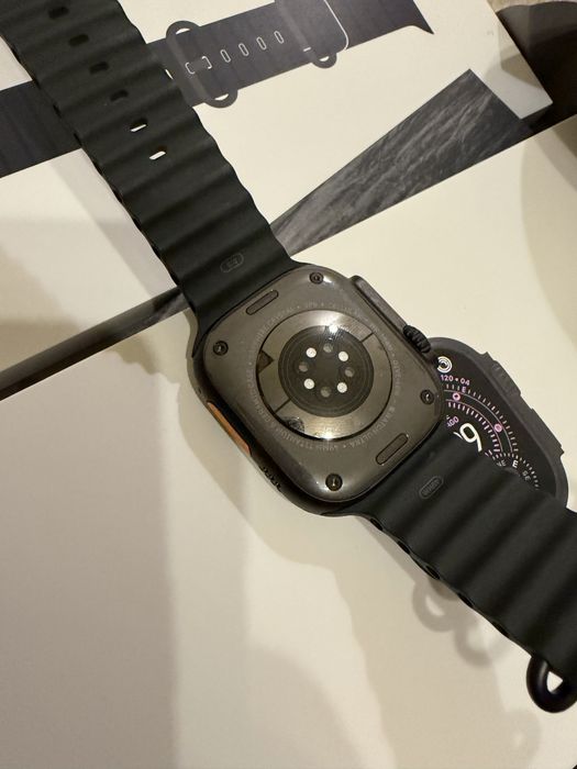 Apple watch ultra 3 - gps+cellular, 49 mm, black titanium case, in garantie, 20 cicluri incarcare, sanatate baterie 100%