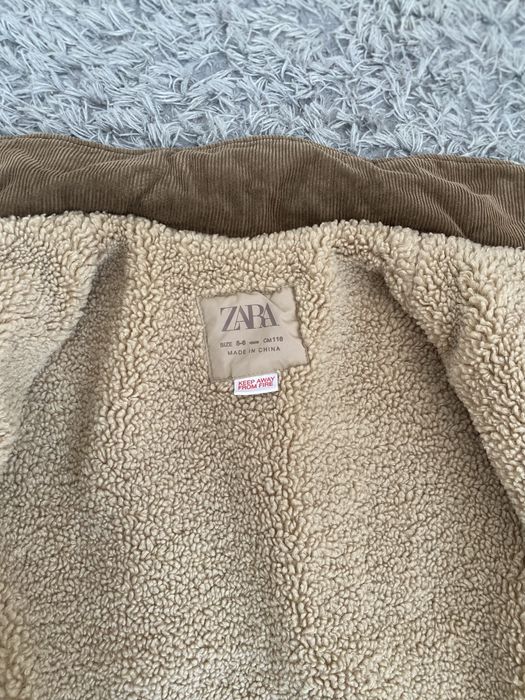 Капитонирано яке от ZARA