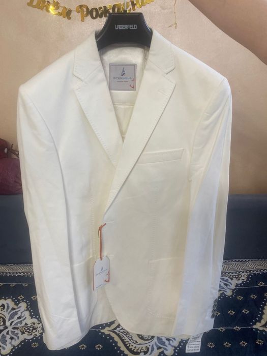 Пиджаки мужские белые