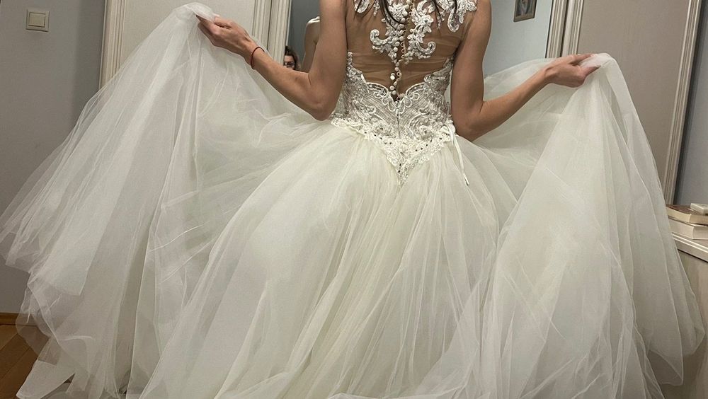 Приказна Булченска рокля Areti Demetrios , отлично състояние.