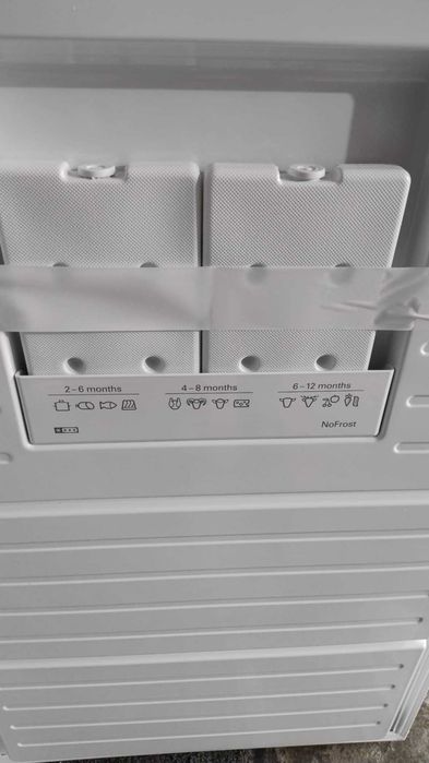 Нов Вертикален Фризер Siemens-Сименс iQ500 290 л BigBox No Frost