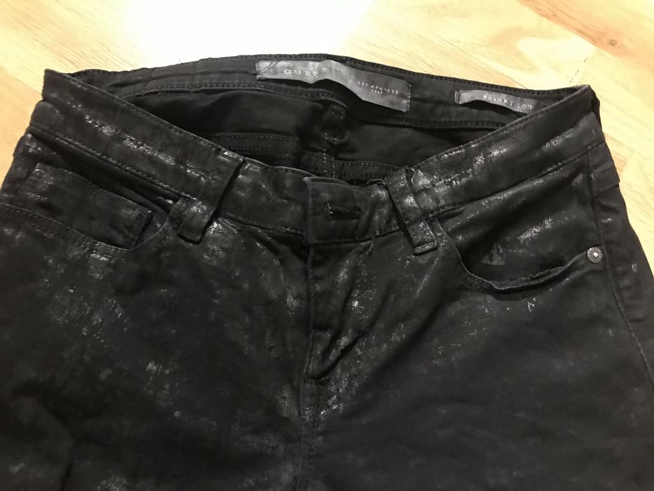 Blugi Guess  marimea 26
