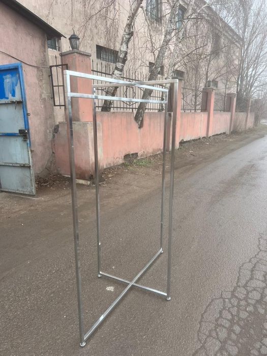 вешалка для одежды