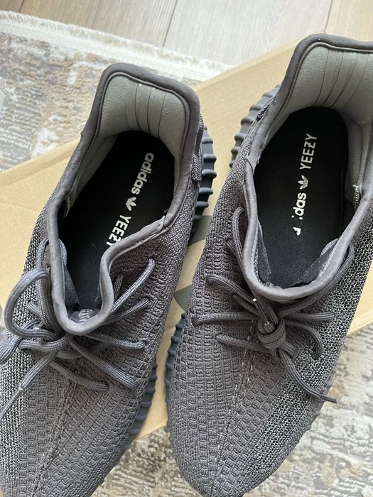 Продам мужские кроссовки