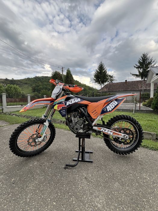 Se vinde KTM 250 SX-F, anul 2016!!