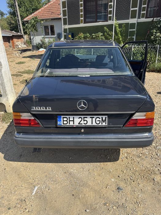 MERCEDES-BENZ E-Class 1990 — imagine 2