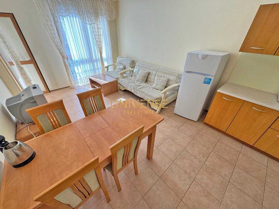 Продава се Тристаен апартамент в к.к. Слънчев бряг - 105 кв.м за 1000 €/кв.м - Снимка #2