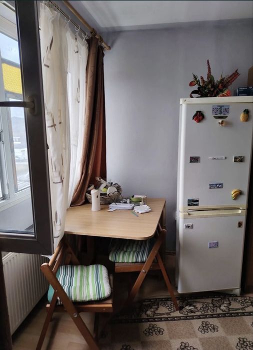 Vand apartamnetu cu 1 camera (gardoniera) contact; +40 748 144 333