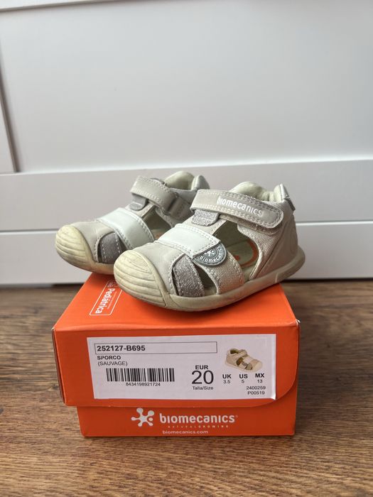 Сандали за прохождане Biomecanics