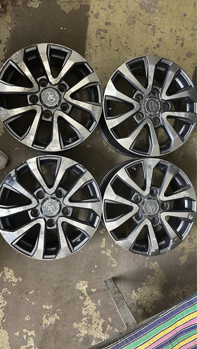 Продам диски титан r 18