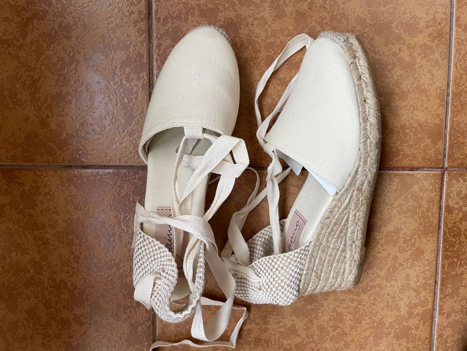 Vând espadrile dama