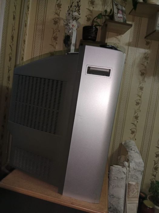 Телевизор Panasonic ,2005 года , рабочий , самовывоз