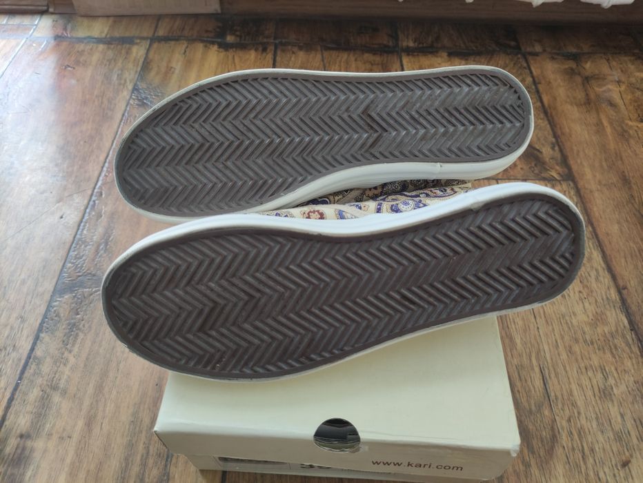 Слипоны Taccardi