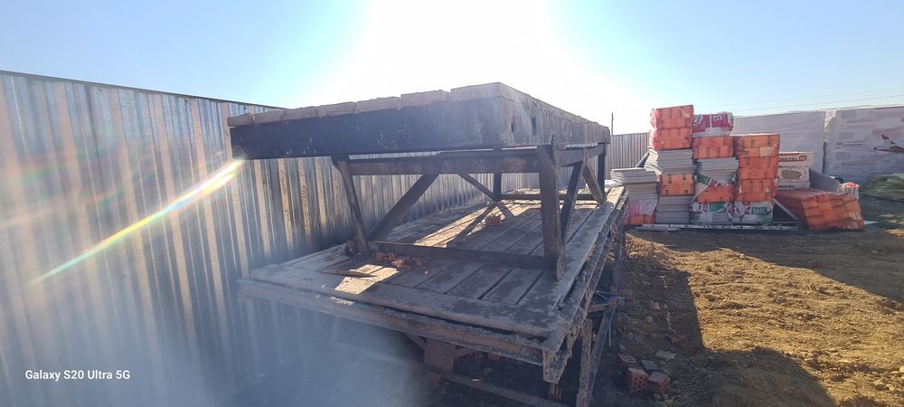 Сдам в аренду либо продам столы каменщиков.