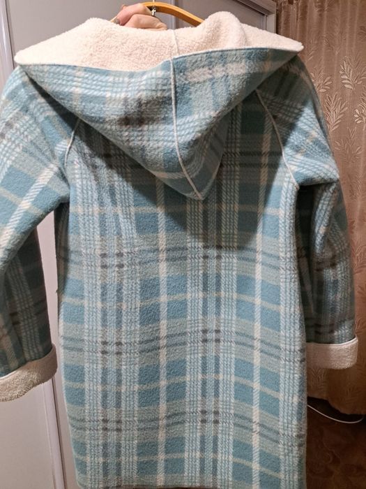 Продам голубое пальто