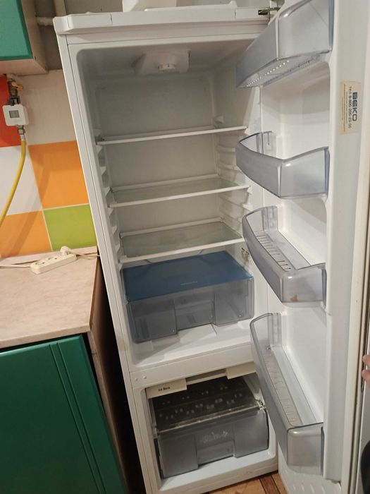 Холодильник Beko