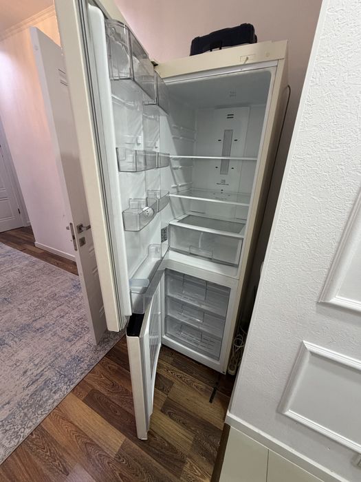 Холодильник LG крутой