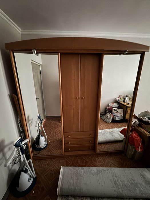 Продаем шкаф для одежды