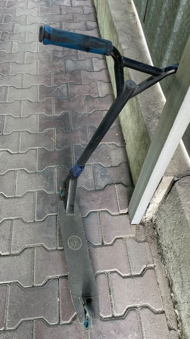 Самокат трюковой
