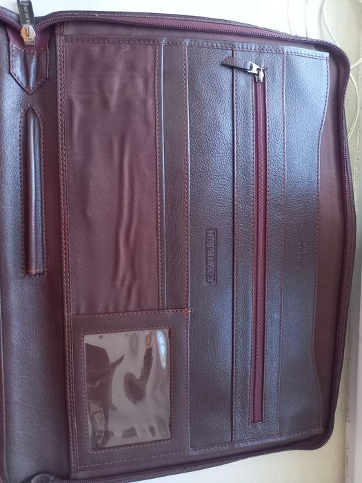 Продаётся деловая папка