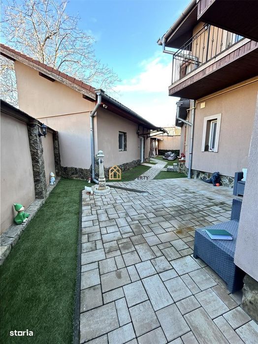 De vanzare casa 4 camere Cantemir