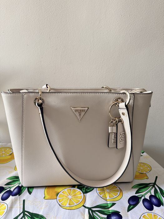Сумка Guess новая оригинал