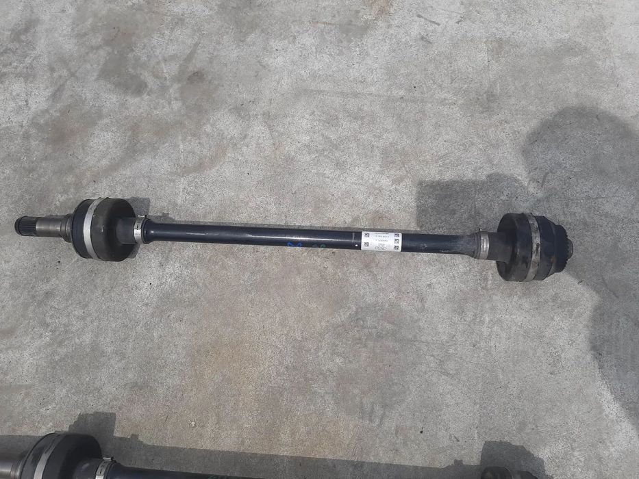 planetara dreapta spate  bmw x3 g01 f97 2.0 d  8679936-01  10340876 h