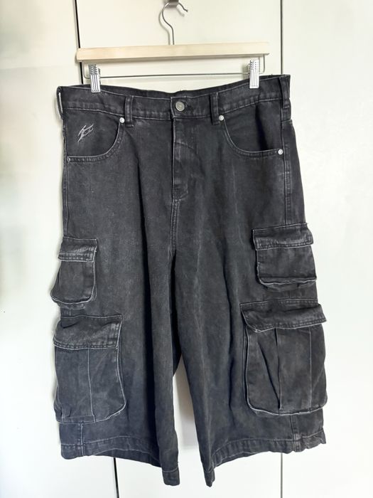Cargo jorts cropp