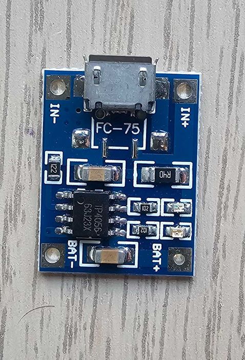 Модул за зареждане на Li-Ion батерия с микро USB порт