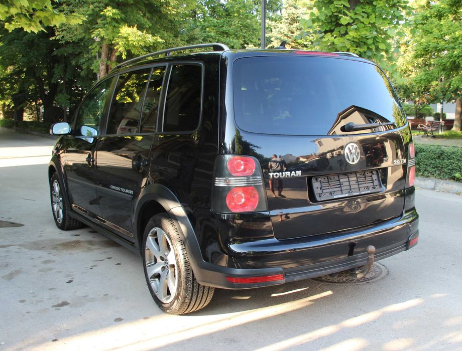 VW Touran Cross  2.0 TDI   6+1 места  нов внос - ЛИЗИНГ