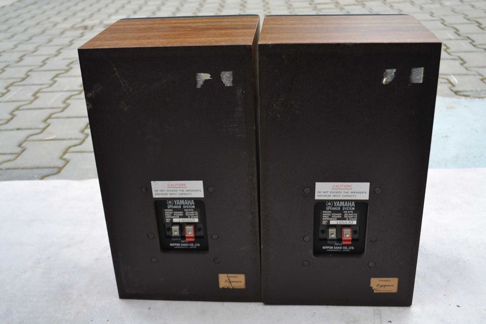 Boxe Yamaha NS 615