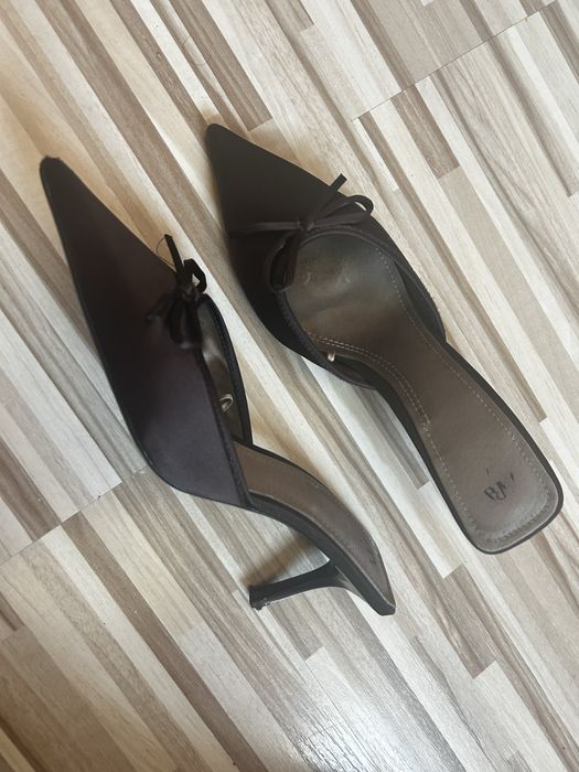 Zara kitten heels